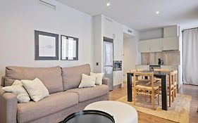 Uma Suites Barceloneta Beach